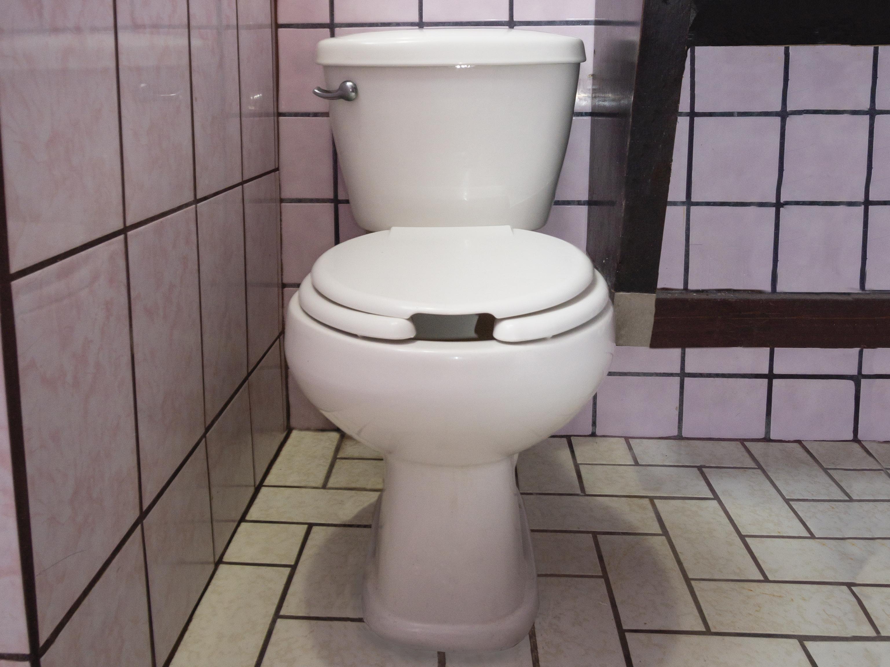 Oyo Hotel Hacienda Don Luis, Росарито Екстериор снимка A two-piece water closet