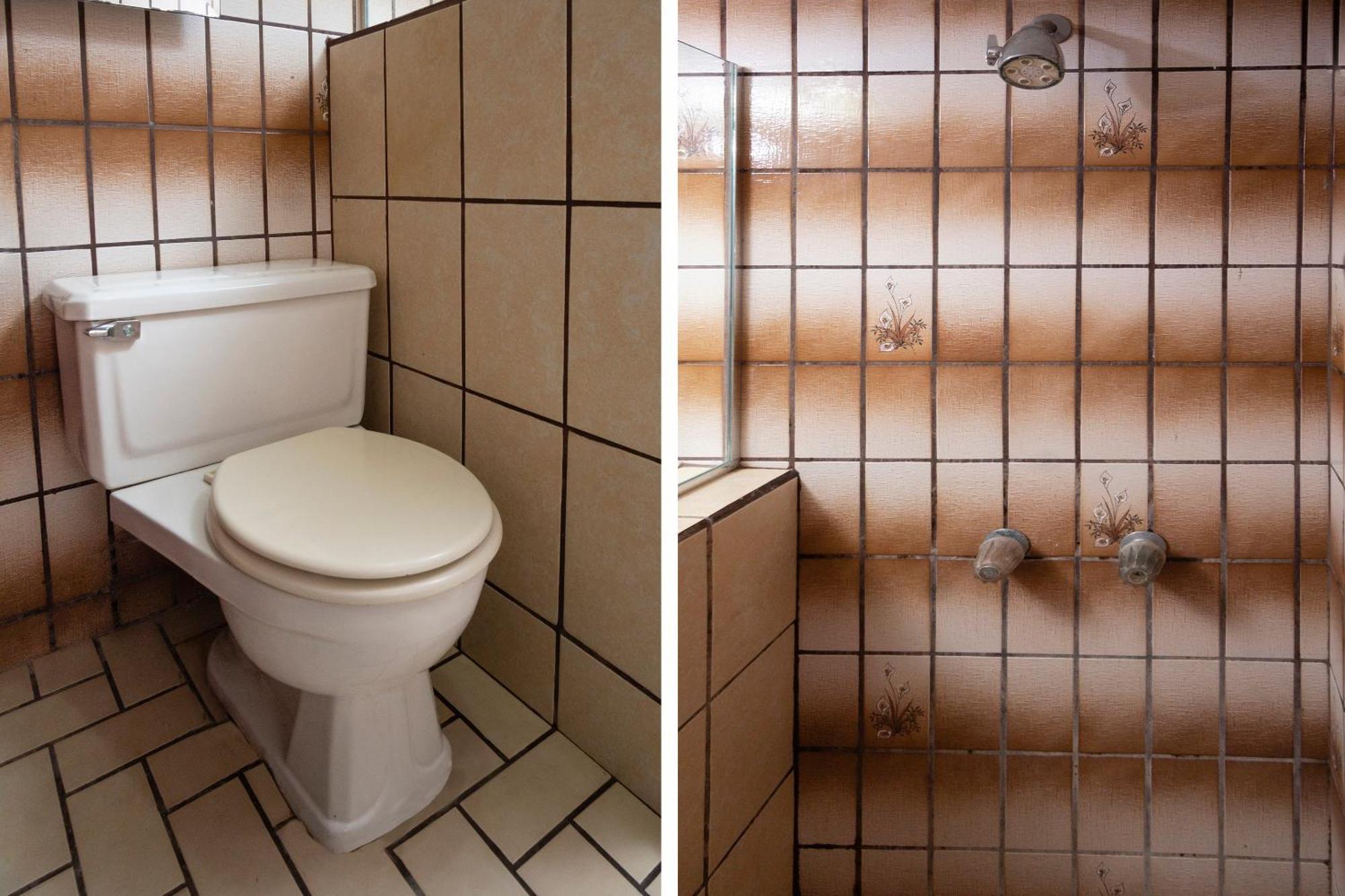 Oyo Hotel Hacienda Don Luis, Росарито Екстериор снимка Bathroom tiles