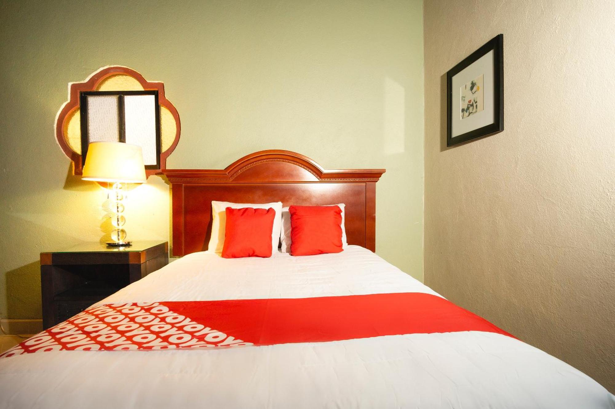 Oyo Hotel Hacienda Don Luis, Росарито Екстериор снимка A room at the hotel